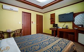 Trevi Hotel
